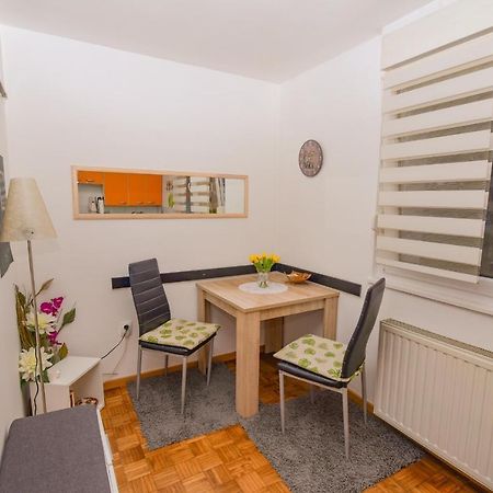 Studio Apartment Maestral Zagreb Exterior photo